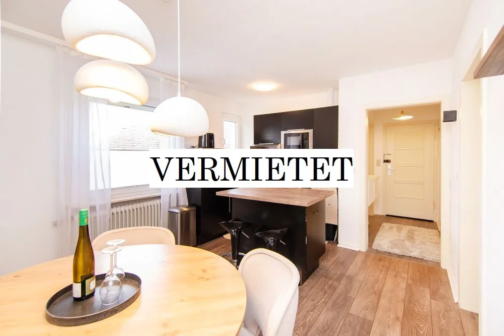 Modernisiert  und  fast komplett möbliert  stilvolle 2-Zimmer-Wohnung mit neuem Bad (2025)-
