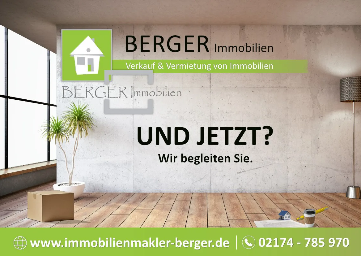 Plakat von BERGER Immobilien in einem leeren Raum mit Umzugskarton und Pflanze: Und jetzt? Wir begleiten Sie.